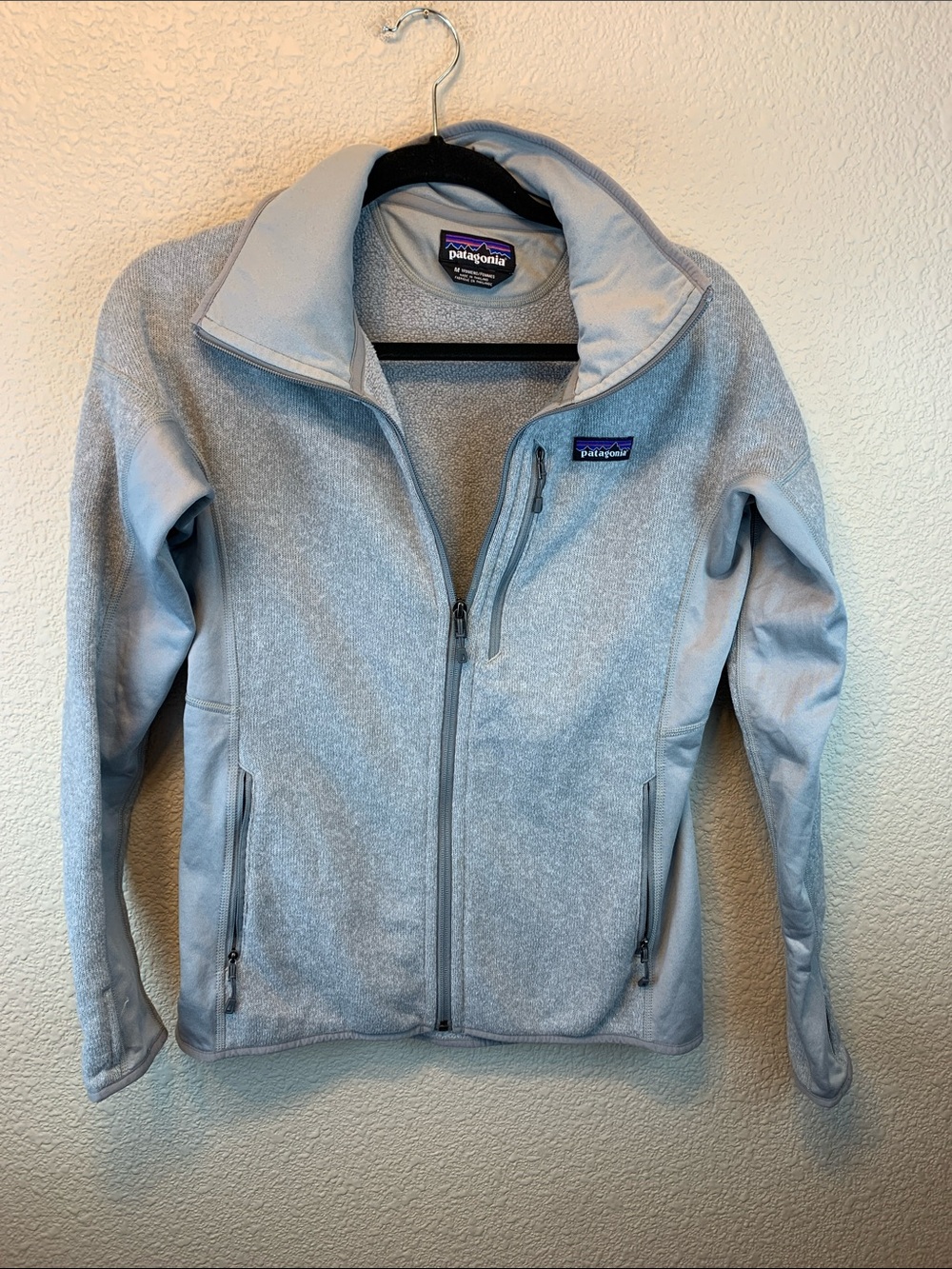 Patagonia women’s grey zip up sz M outdoor nursing camping hiking PE teacher *
